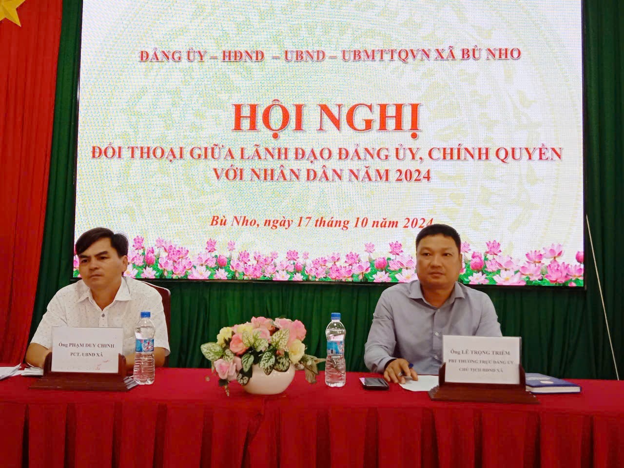 BÙ NHO TỔ CHỨC HỘI NGHỊ ĐỐI THOẠI GIỮA LÃNH ĐẠO ĐẢNG ỦY, CHÍNH QUYỀN VỚI NHÂN DÂN NĂM 2024