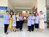 Lãnh đạo UBND xã Bù Nho đến thăm và chúc mừng Ngày Thầy thuốc Việt Nam